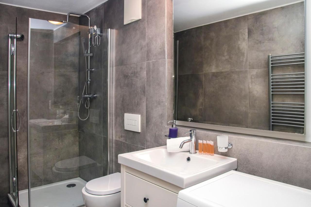 Modern With Terrace And Air Conditioning * Prag